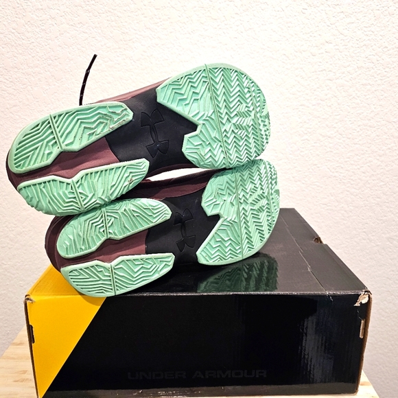 Curry 2 Black History Month - Picture 2 of 6